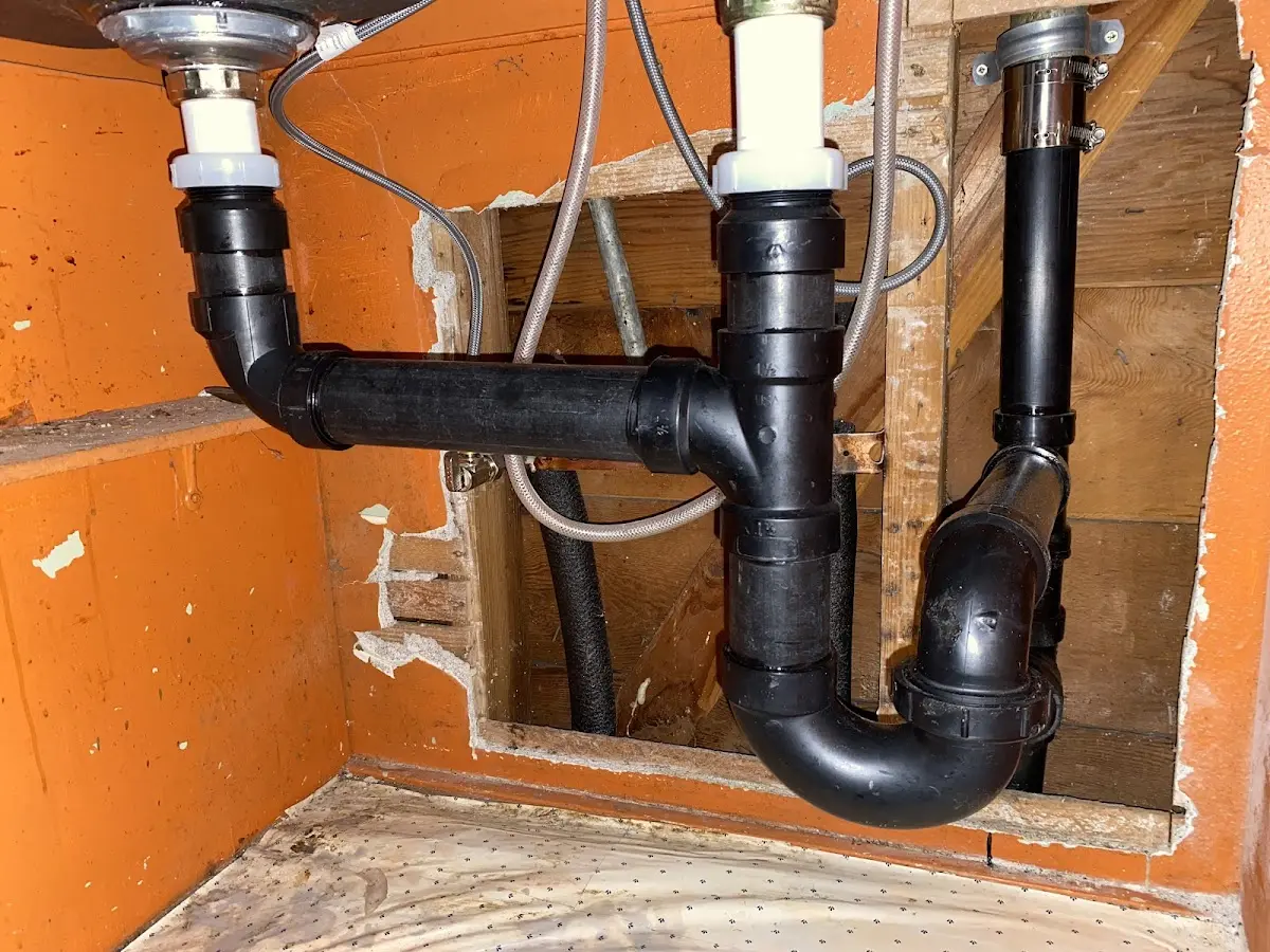 Professional Pipe Bursting equipment and tools on the job in Hohenwald